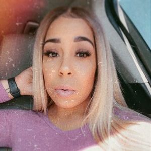 Meet your Posher, Lesa